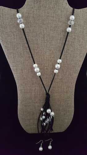 Pearls and Leather Necklace and Earrings Set